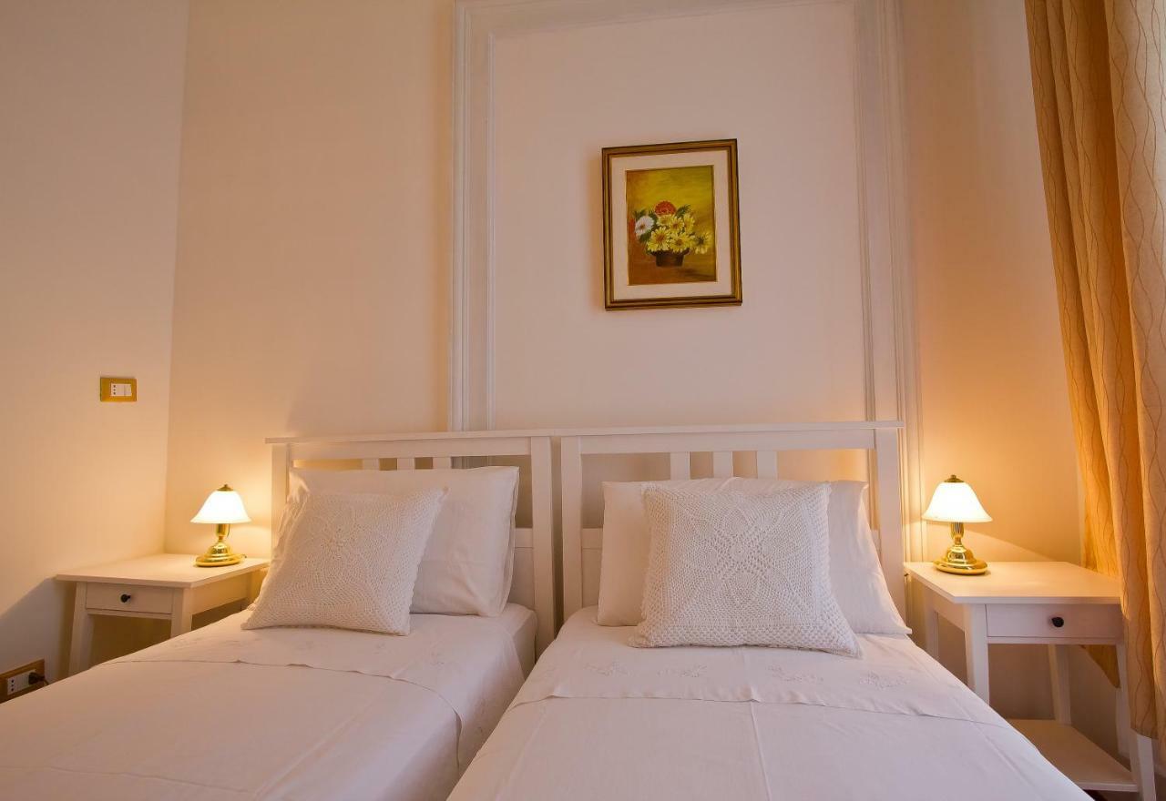 Golden Rooms Bed & Breakfast Τεργέστη Εξωτερικό φωτογραφία