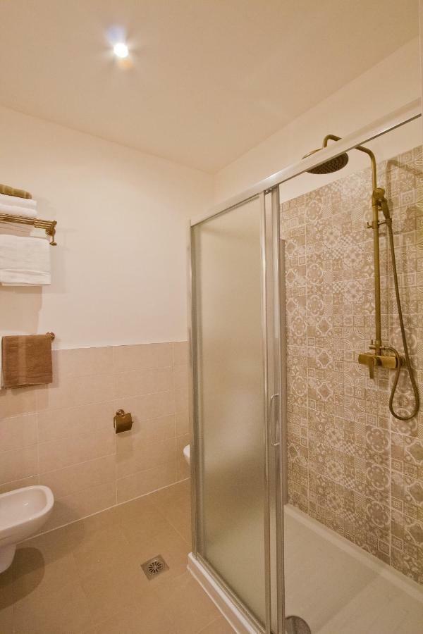Golden Rooms Bed & Breakfast Τεργέστη Εξωτερικό φωτογραφία