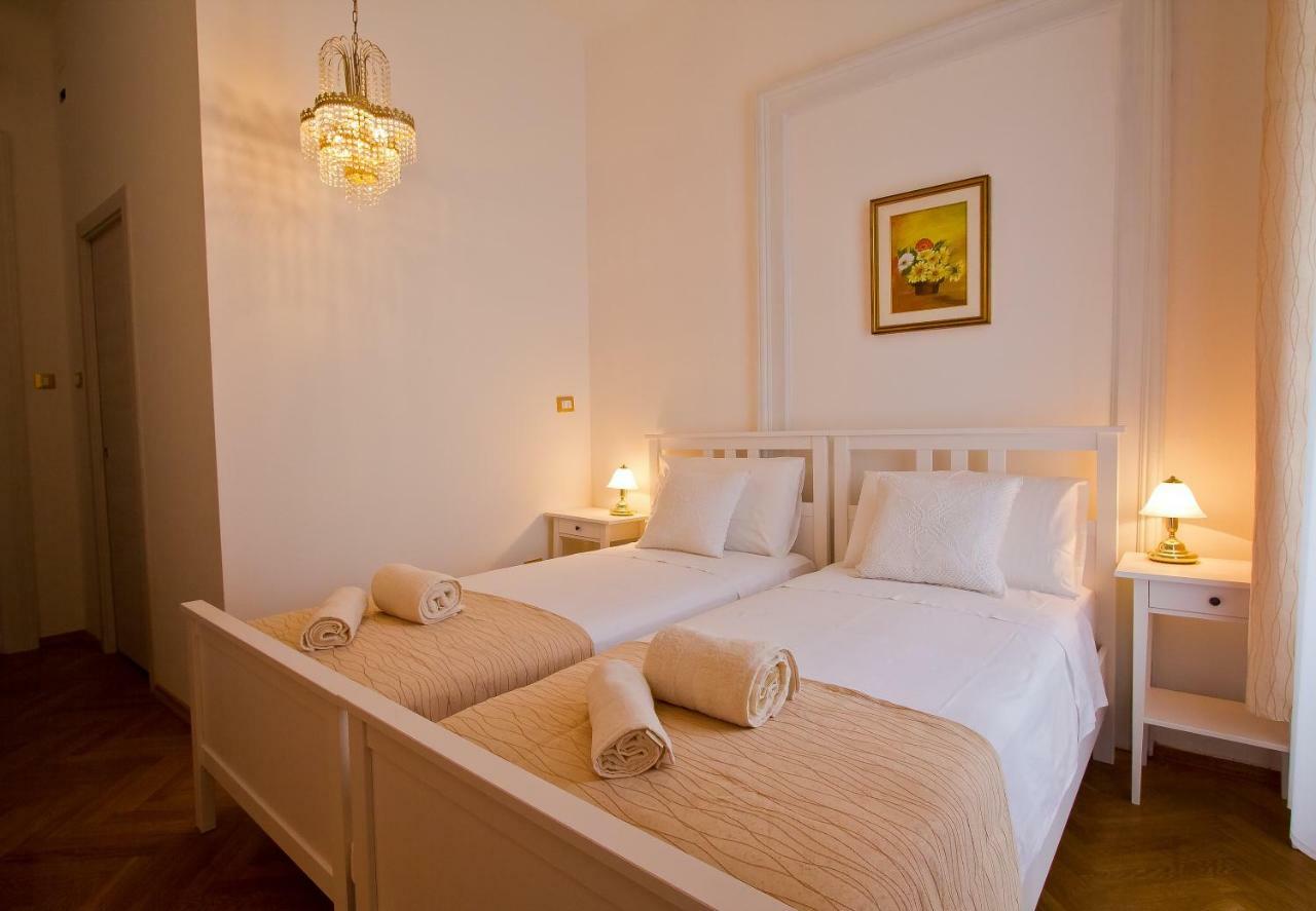 Golden Rooms Bed & Breakfast Τεργέστη Εξωτερικό φωτογραφία